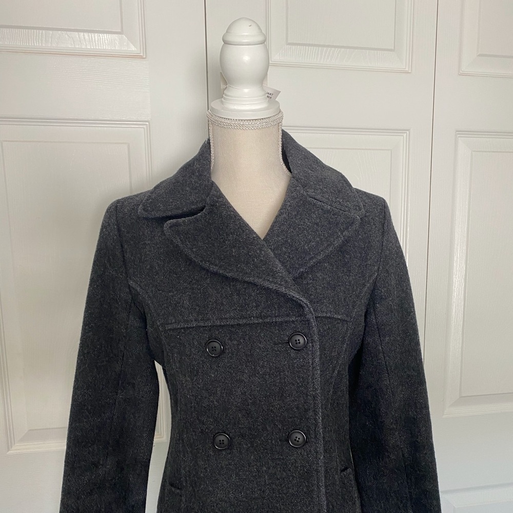 Women’s classic Peacoat